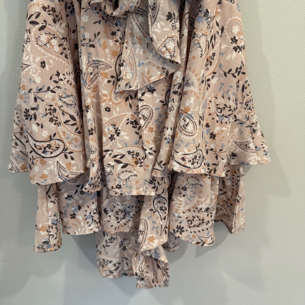 Style Rack Patterned Ruffle Romper - Picture 3 of 6